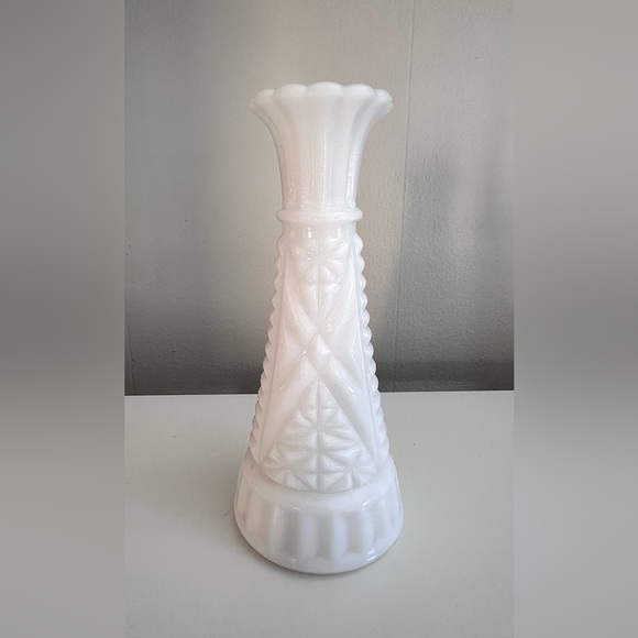 Other - Classic White Milk Glass Decorative Vase